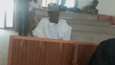 Admission aspirants defrauded of about N3.8 million by the school's principal.
