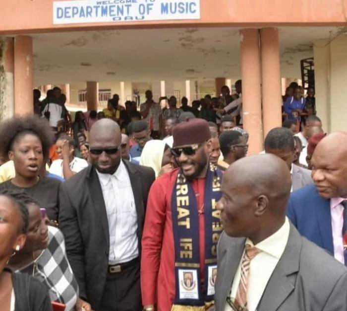 Tu Baba donates music studio OAU